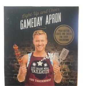 Gameday Apron Light-up and Cheer Men’s Wembley New b4